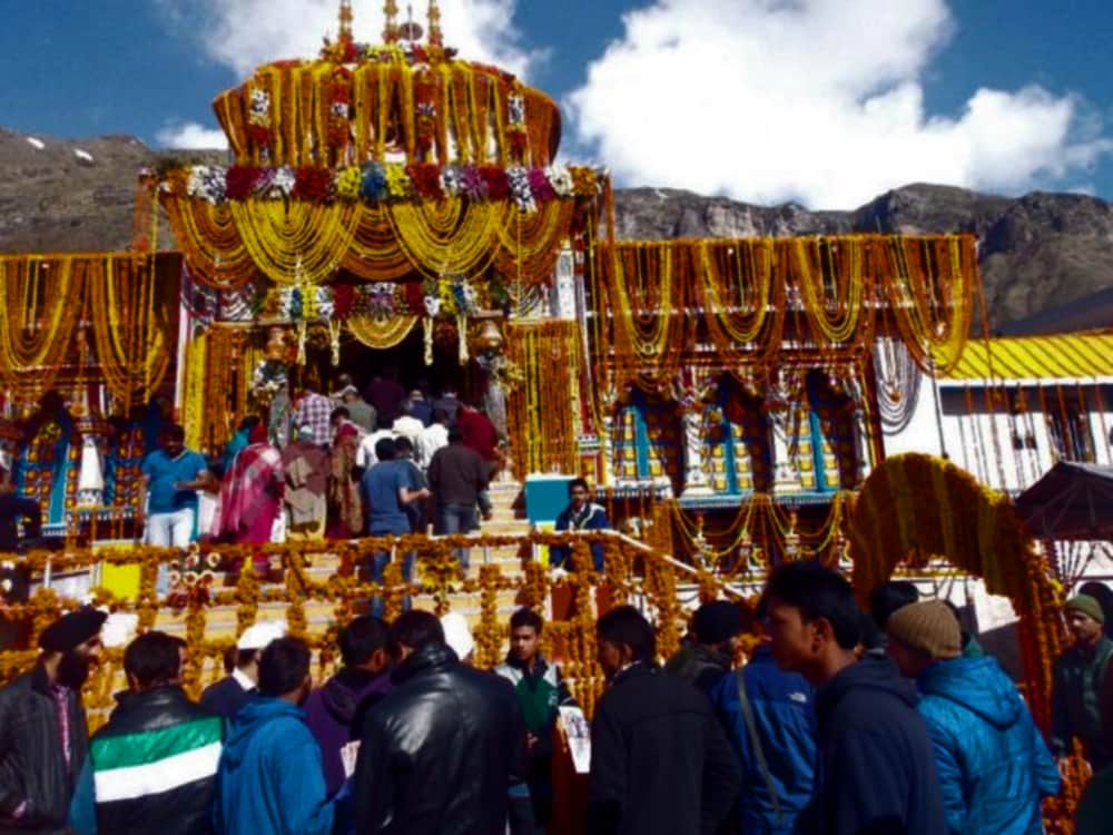 unknown fact about badrinath dham on door closing day 2017