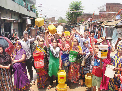 Water crisis raging on sewer filler
