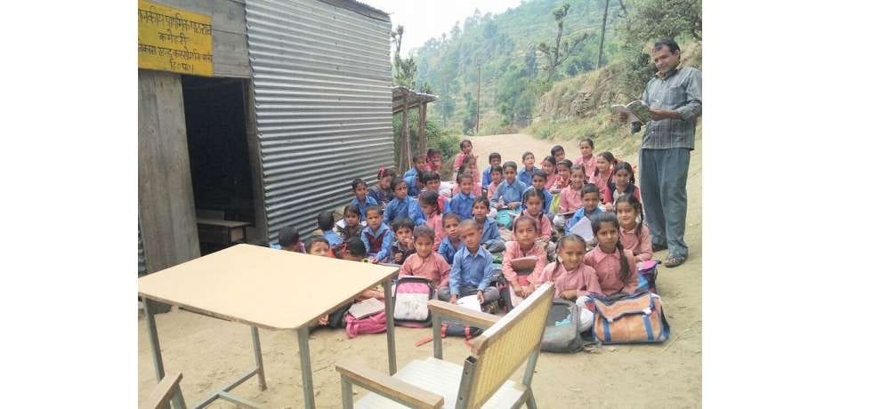 Jhatwar school runs at only teacher's mercy