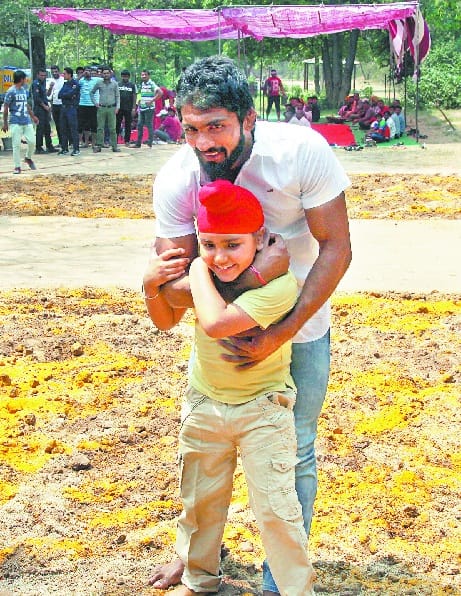yogeshwar dutt, salman khan, rio olympic goodwill ambassador, wrestler yogeshwar