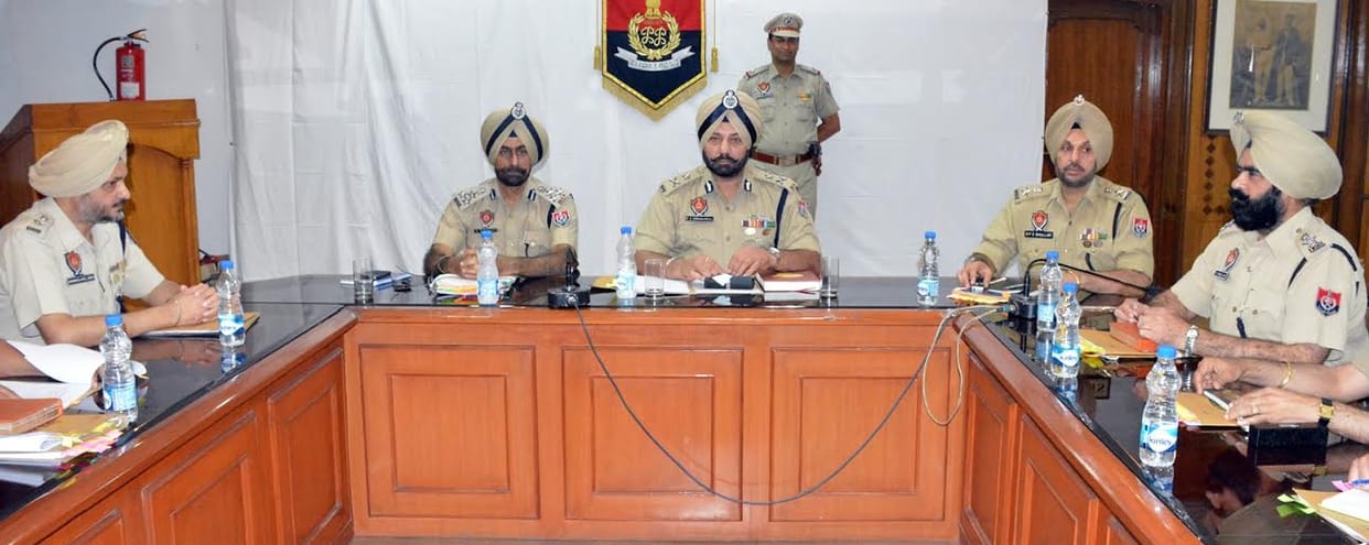 mohali police prepared pocket booklet to catch gangsters