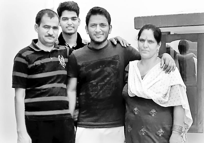 khalsi narendra pass the UPSC exam.