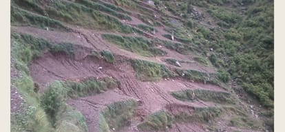 heavy rainfall and storm in himachal, big loss to crops.