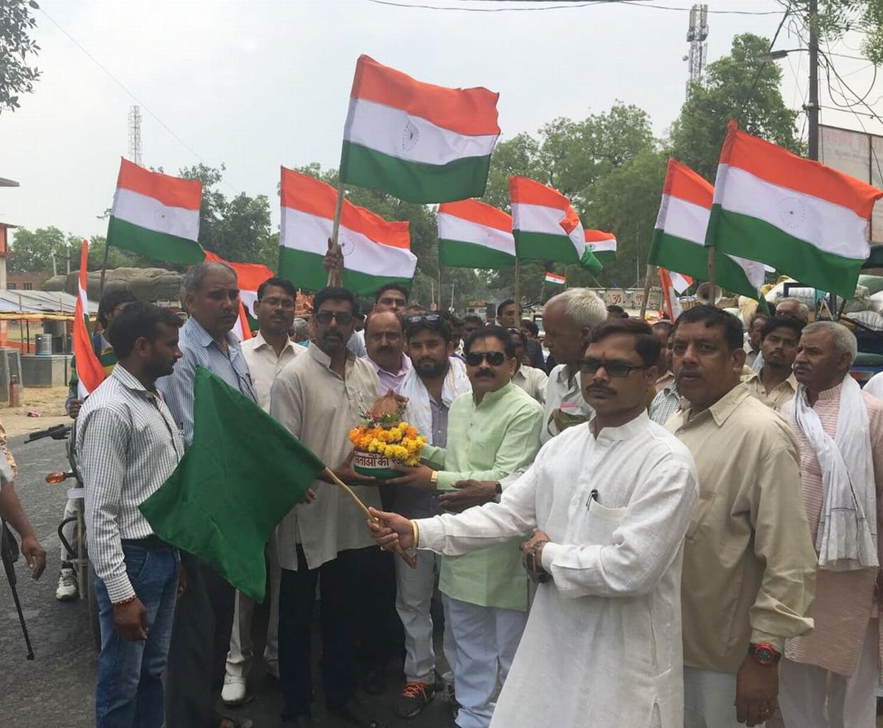 Amar Shaheed tribute came from Beaver Travel Mainpuri