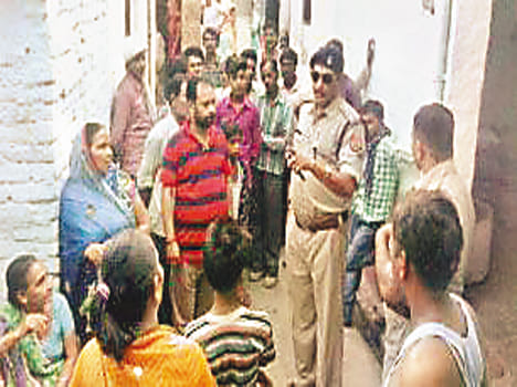 Married burnt in mysteriously, death