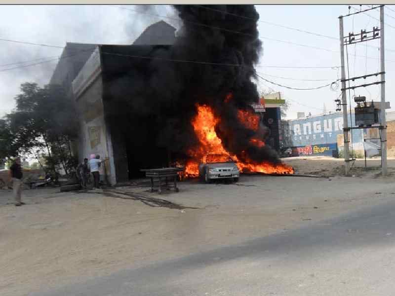 fire at tyre showroom, car and bike damage, munak 