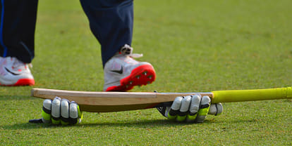 crickter dead in bangladesh during a match