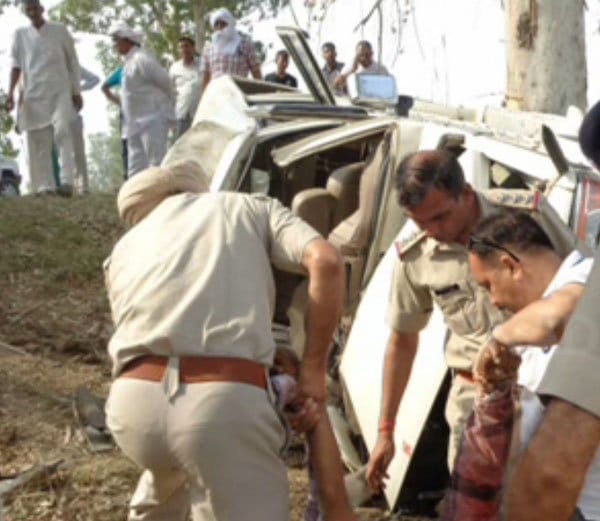 accident, road accident, four people died in accident, groom died in accident