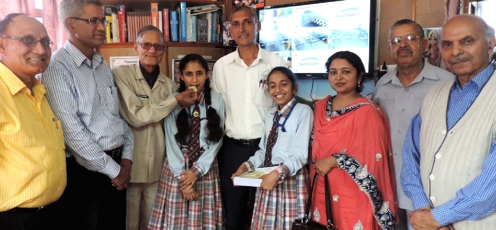 Only two students from govt schools in hp board 10th merit list.