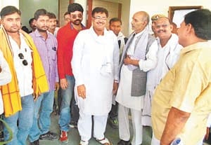 ex mlc come in court kaushambi