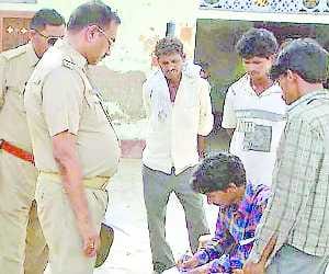 Teenager deeped in the canal, death, friend rescued