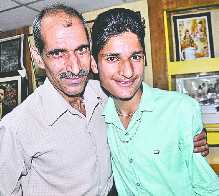 Security guard son got 4th rank