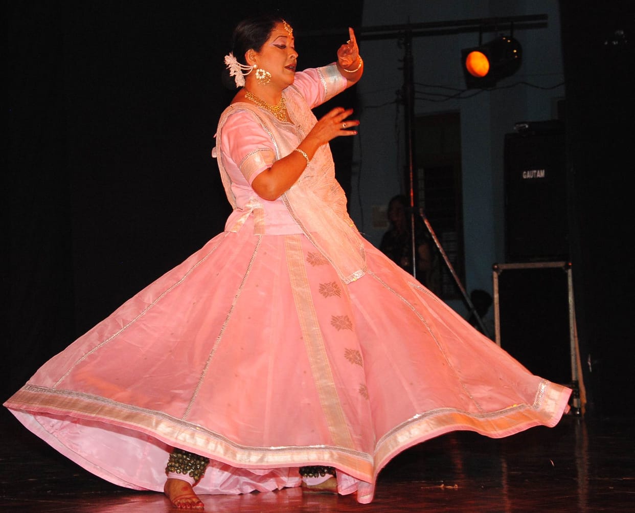 Sharmistha Mukherjee beauty of Kathak threaded Kashi