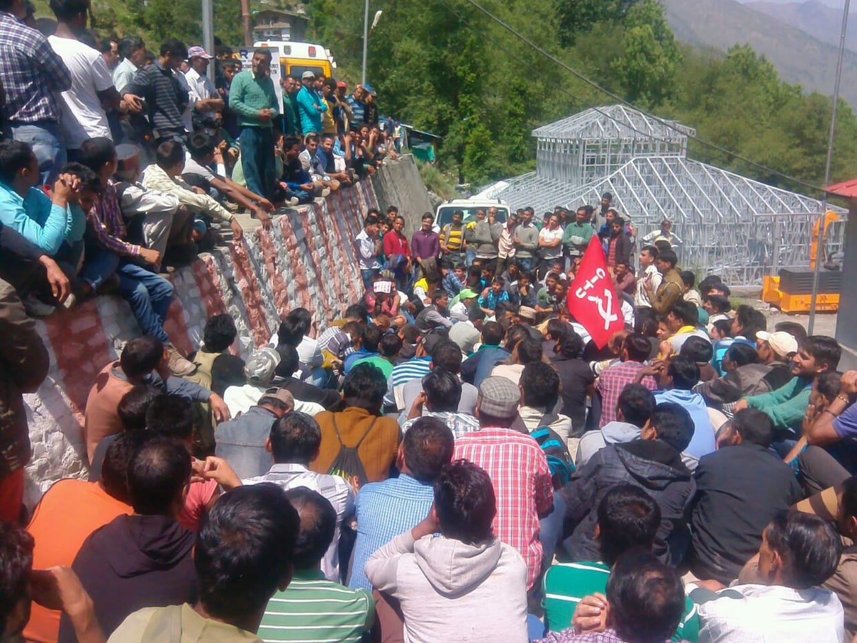 sai belis medicine compny close,41 labourer facing unemployment
