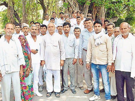 People arrived at the threshold of DM Hrkunjlpur