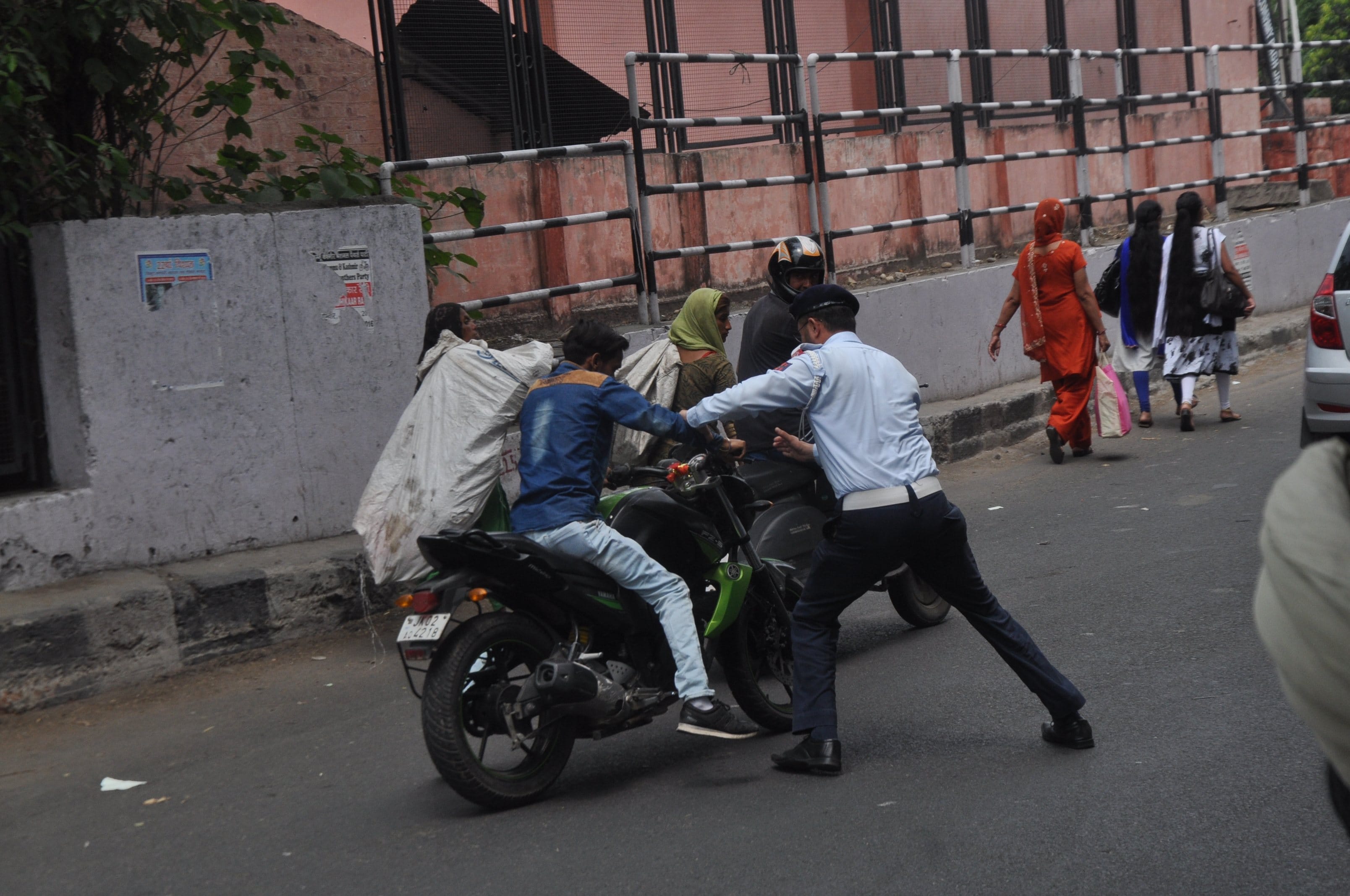 traffic police checking in jammu