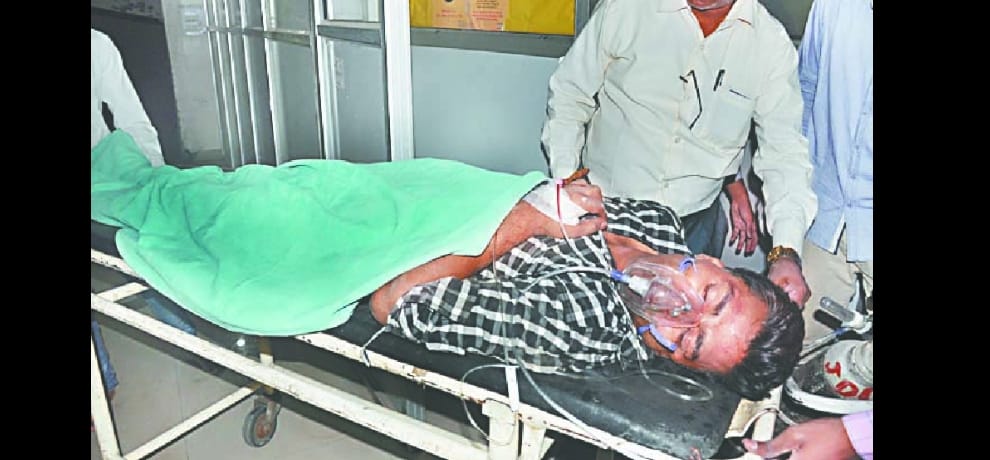 Delhi resident young man shot in Noida