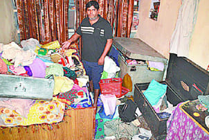 Three houses in the theft of millions