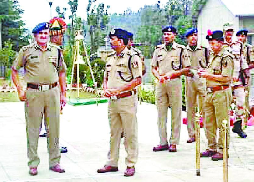 Allow more troops deployed in the high Himalayas