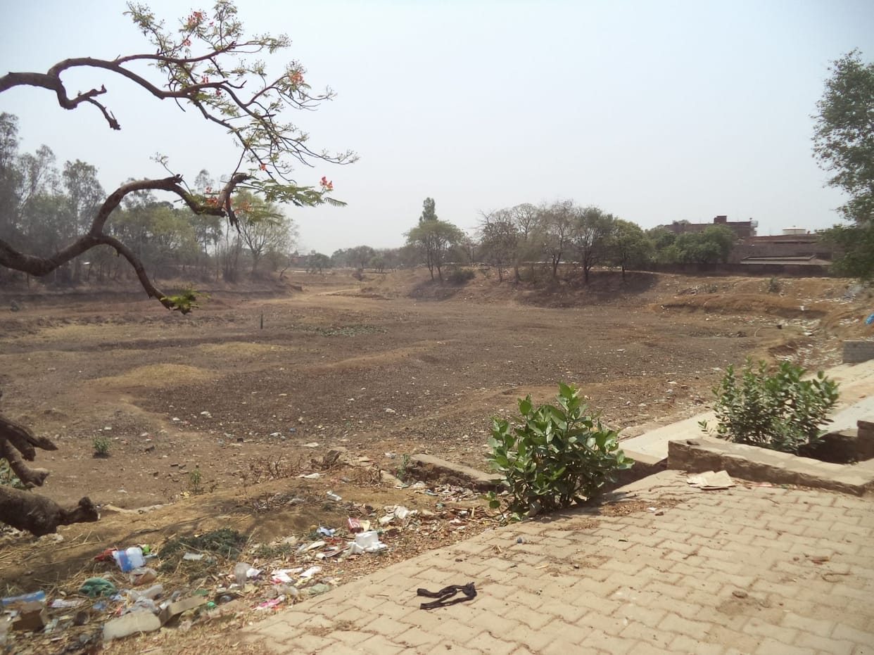 Four tanks moved in Goravl encroachment offering