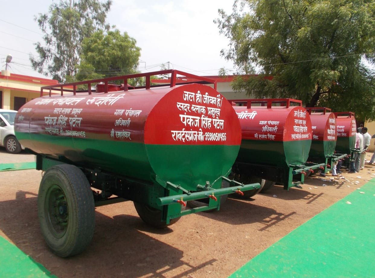for dirnking water villagers protest