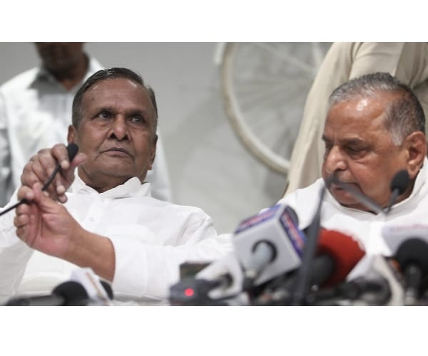 Mulayam Singh Yadav praises Beni prasad Verma.