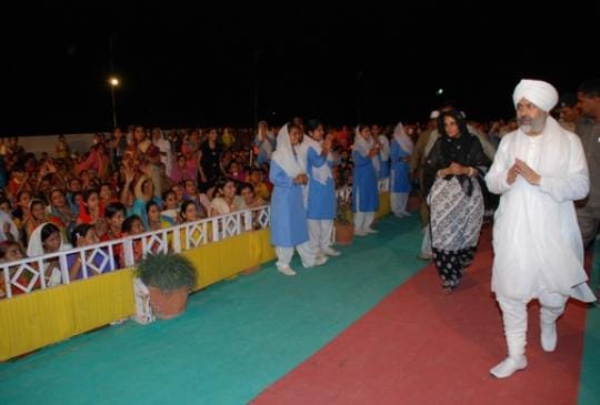 nirankari baba hardev profile, nirankari guru no more, baba hardev singh no more