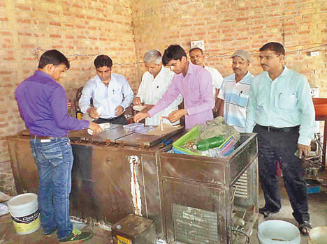   Food safety team Seas Ice Cream Factory