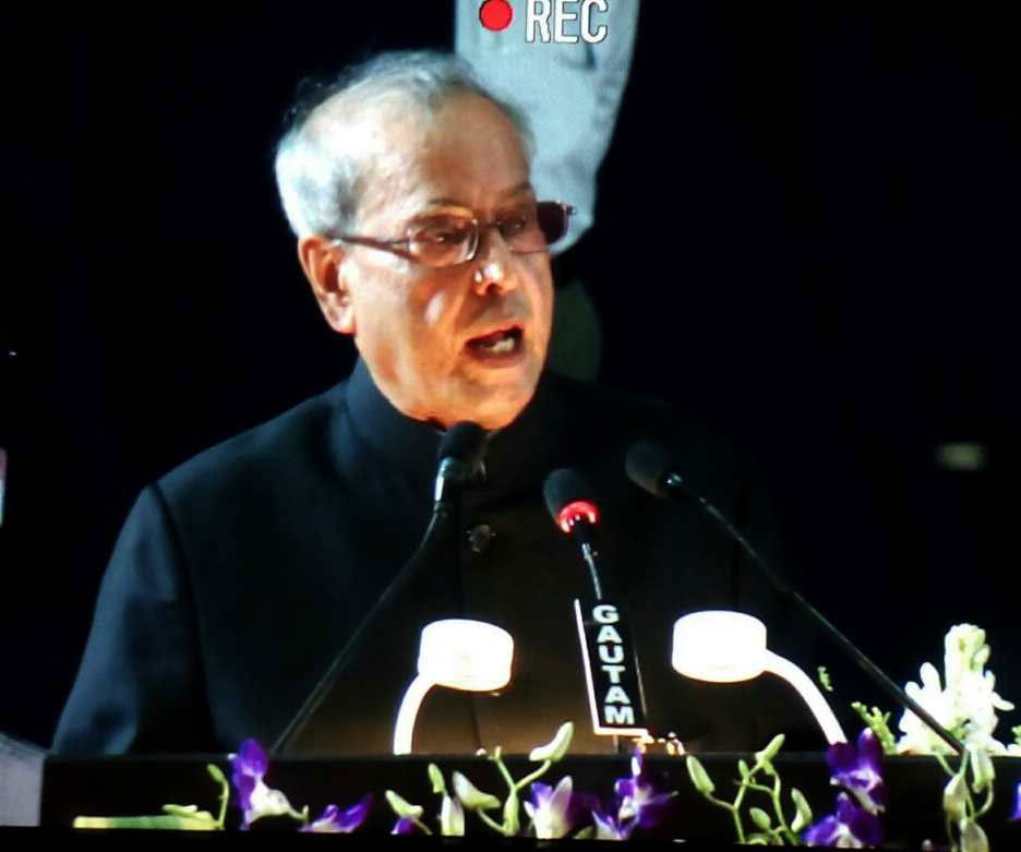 President Pranab Mukherjee tours in Varanasi.