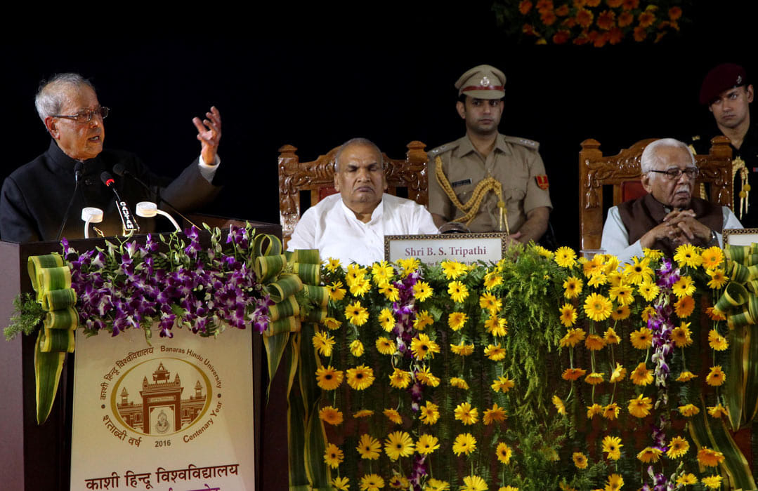 President Pranab Mukherjee tours in Varanasi.