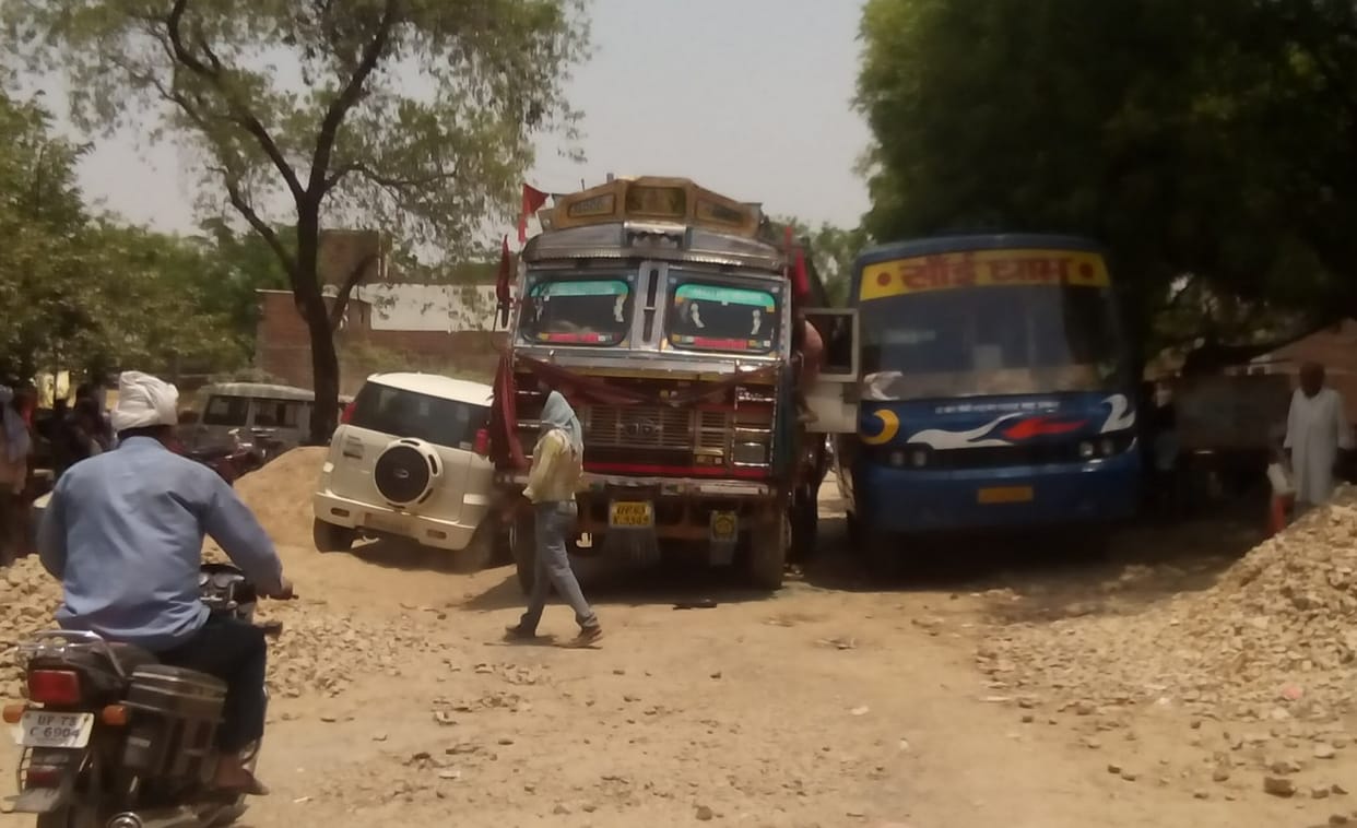 road jam in jaunpur
