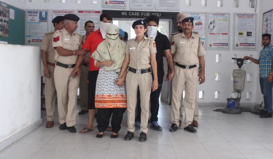 robbery of 14 crore in forever diamond showroom, 3 accused arrested