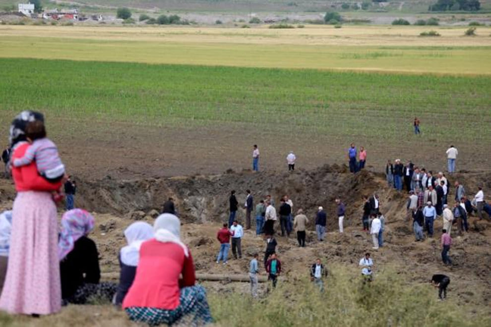Eight Turkish soldiers, 21 militants killed as violence widens in southeast