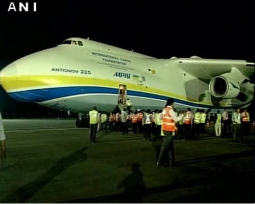world's biggest plane arrived at hyderabad airport