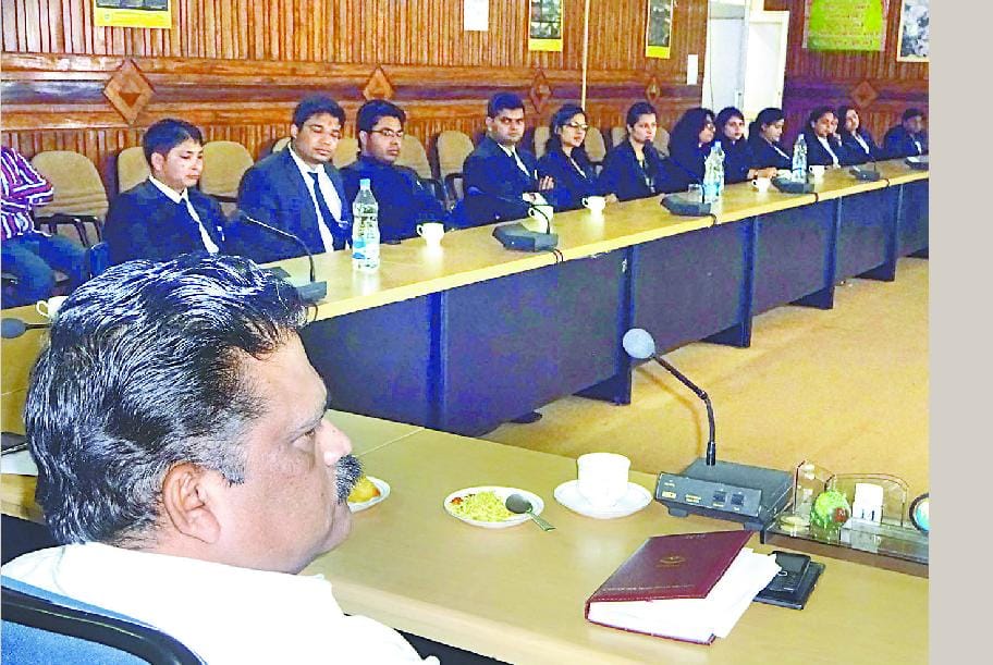 23 trainee judicial officers visited