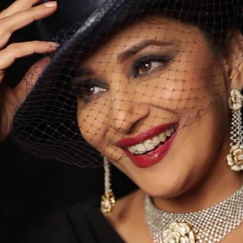 Birthday Special: Madhuri Dixit is fan of fans
