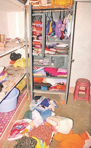 theft in teacher,s house