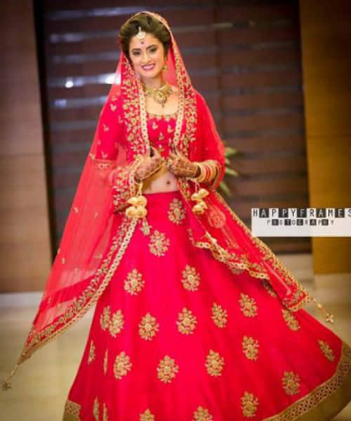 Mihika verma wedding pictures in bridal look