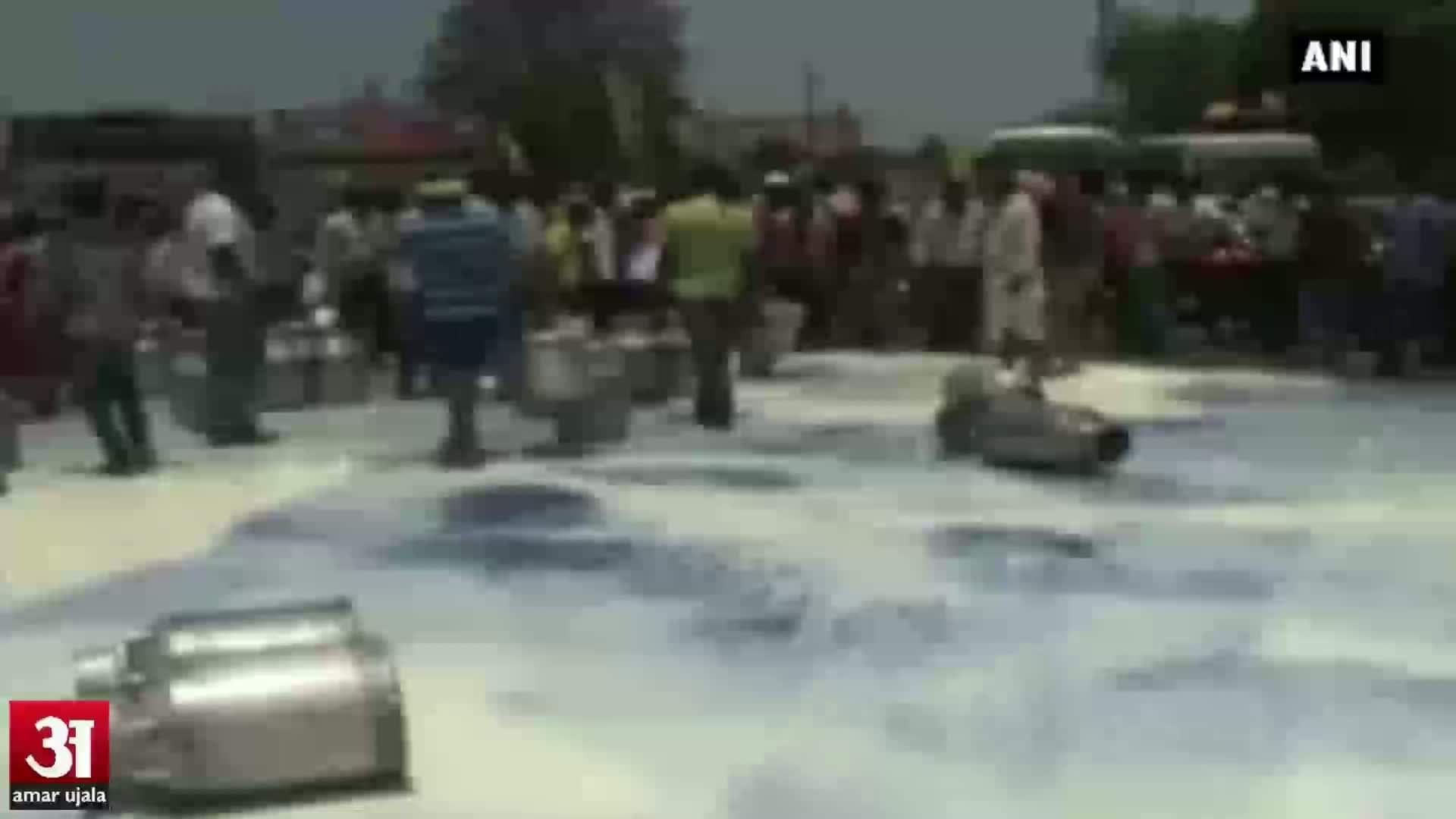 ओड़िशा में दूध उत्पादकों का प्रदर्शन