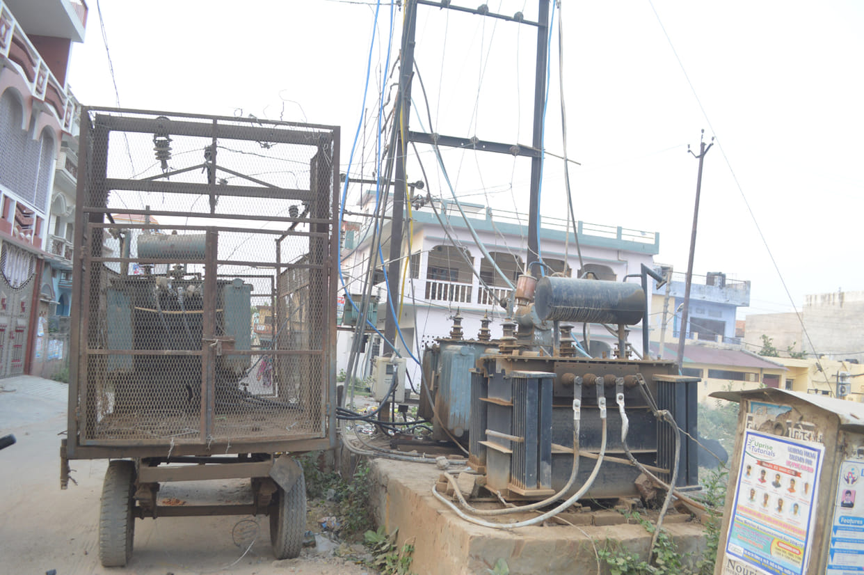  Power cuts imposed by the angry villagers blocked