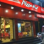  पिज्जा हट की दुकान 