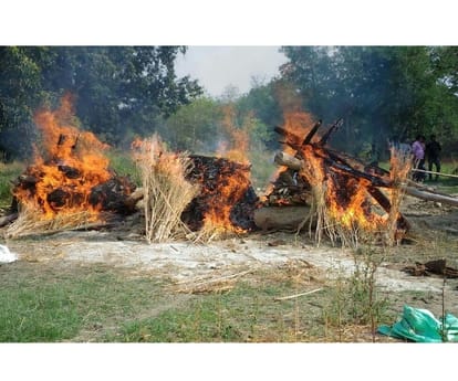 Three died after fire broke out from a vehicle.