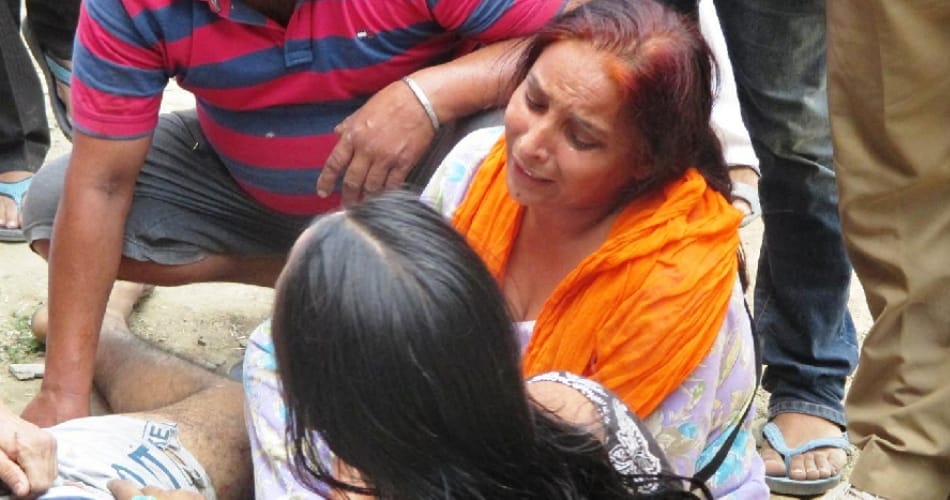 boy died in road accident, angry people beated ASI brutally in btala of gurdaspur