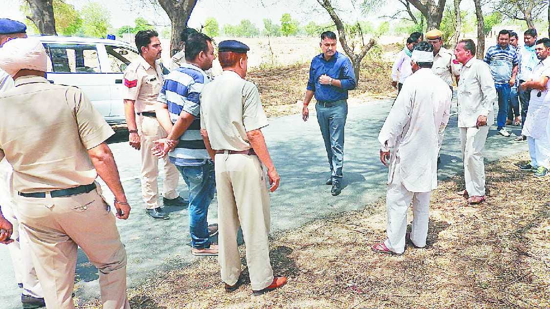 4 booked in loot