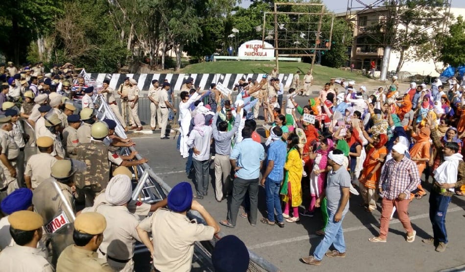 Police brutality and protest of haryana JBT teachers