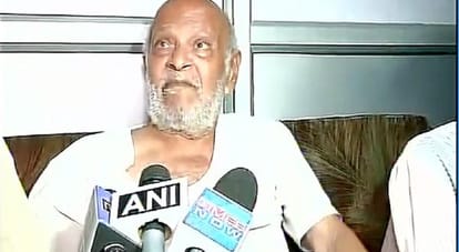 PM conversation with Mahatma Gandhi's grandson over phone