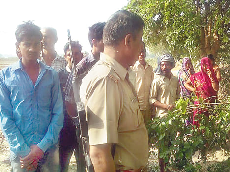 One and a half kilometers away from the highway to meet the body's increased murder suspect