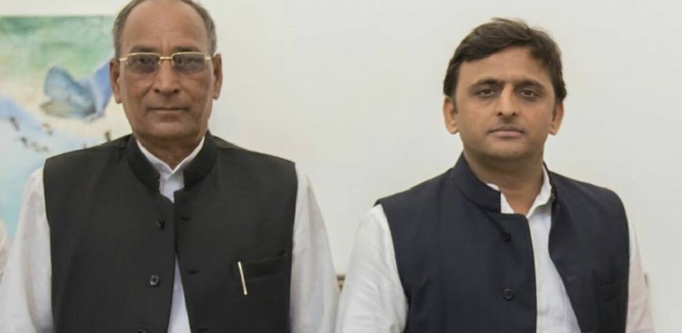 Audio record viral on whatsapp of SP district president of Varanasi
