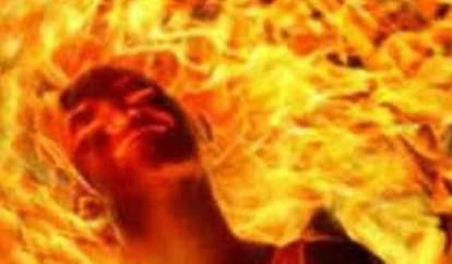 डेमो पिक: आत्म हत्या