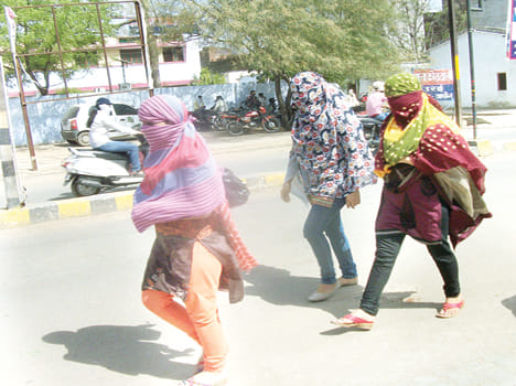 Mercury crosses 45, people are suffering